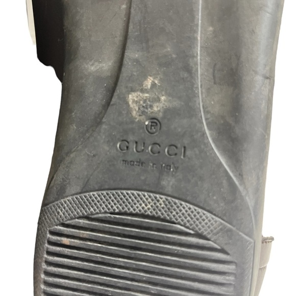 Gucci men sneakers size 9.5 main image 11
